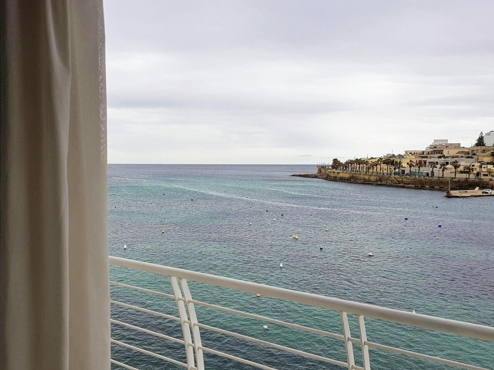 Riviera Holiday Apartments - Seafront - Wifi Marsaskala Zewnętrze zdjęcie