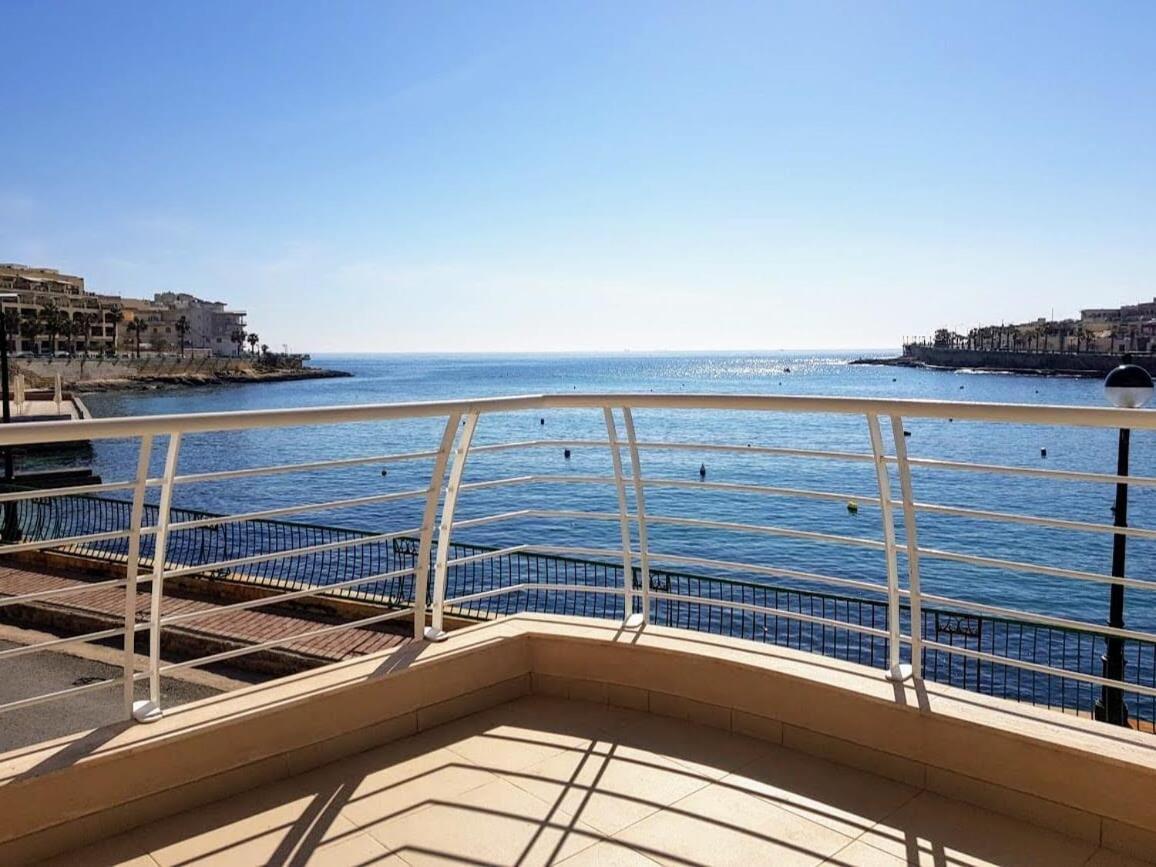 Riviera Holiday Apartments - Seafront - Wifi Marsaskala Pokój zdjęcie