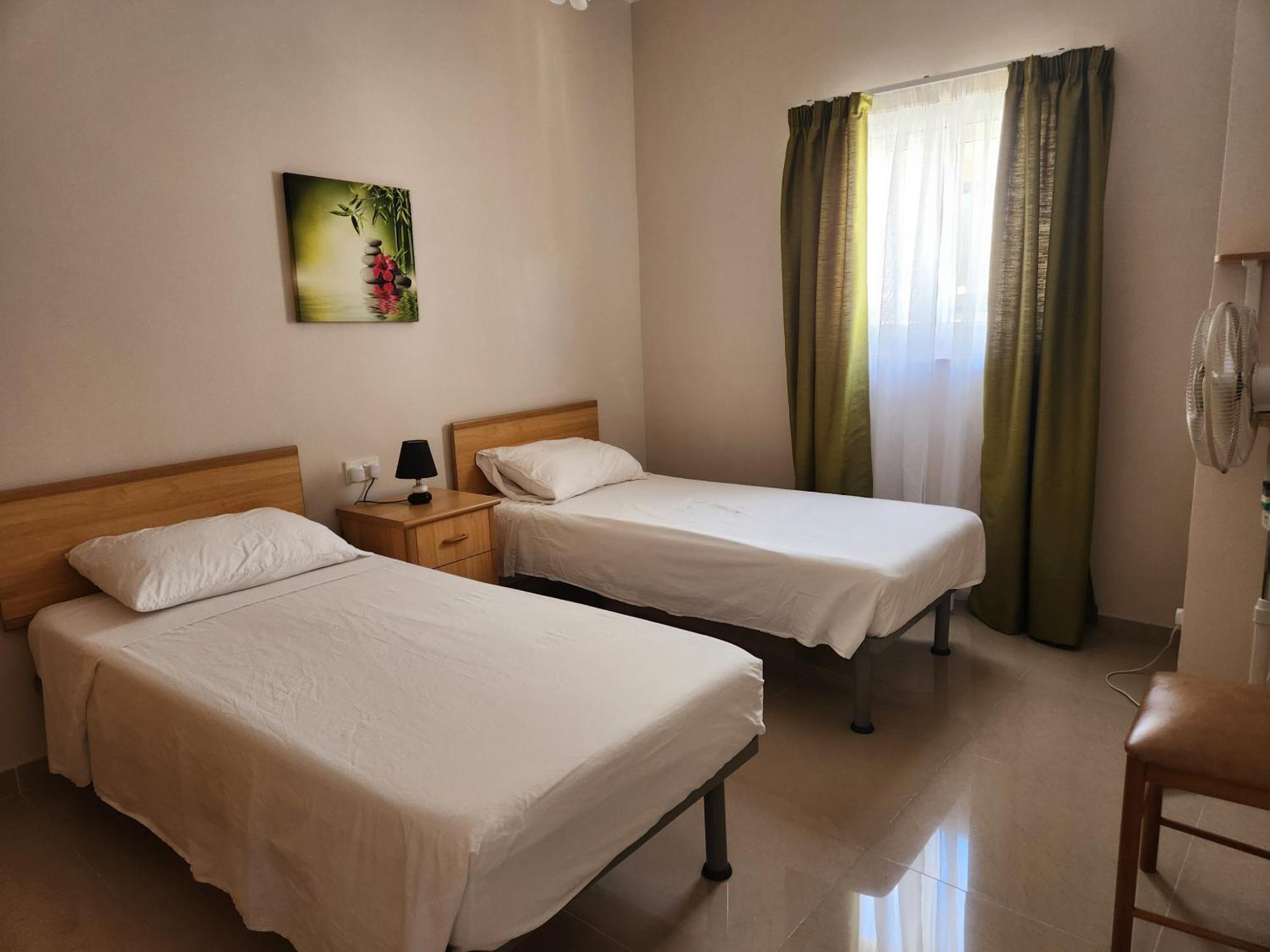 Riviera Holiday Apartments - Seafront - Wifi Marsaskala Zewnętrze zdjęcie